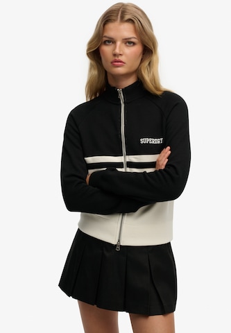 Vestes d’entraînement Superdry en noir : devant