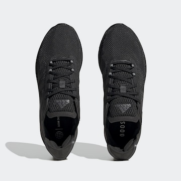 Chaussure de course 'Avryn' ADIDAS SPORTSWEAR en noir