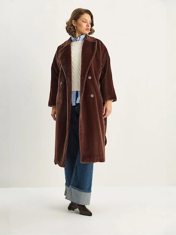 Bianco Lucci Tussenmantel in Bruin