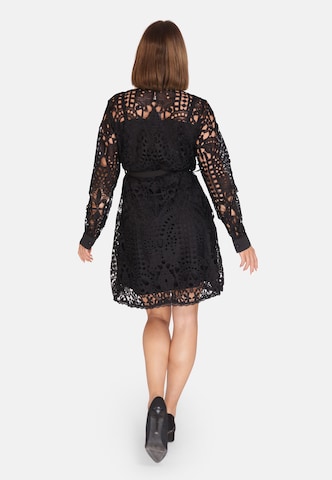 Robe-chemise Elara en noir