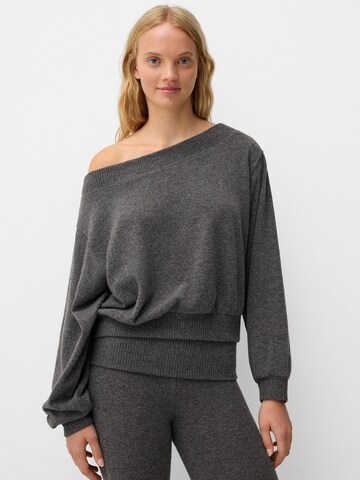 Bershka Tréning póló - szürke: elől