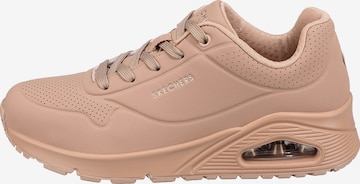 SKECHERS Ниски маратонки 'Uno Stand On Air' в розово