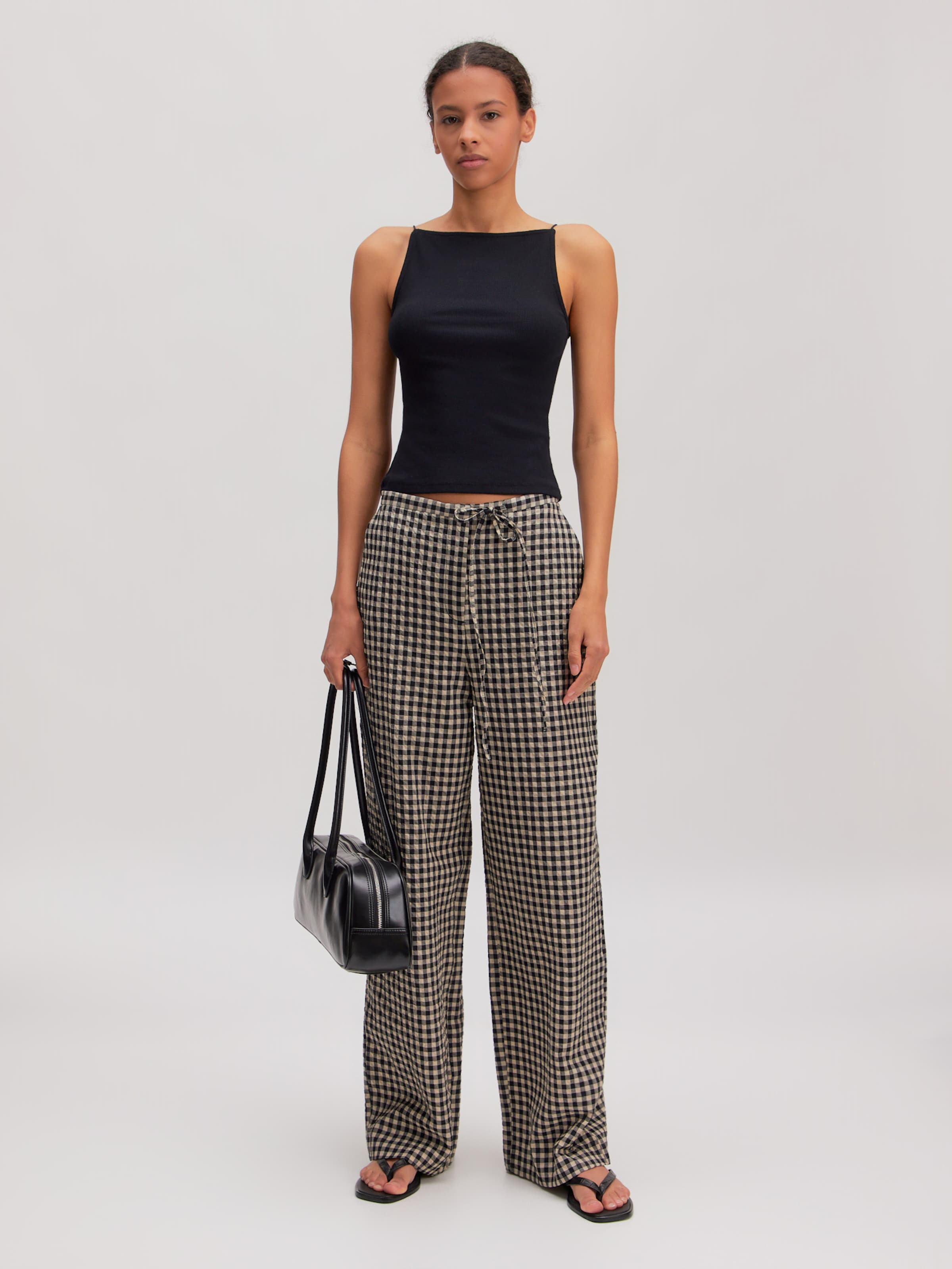 Top 'Leilani'