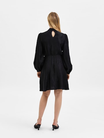 Robe 'Madina' SELECTED FEMME en noir