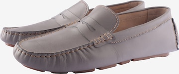 D.MoRo Shoes Classic Flats 'Farcar' in Grey: front