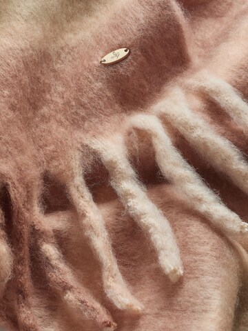 self. Scarf in Beige