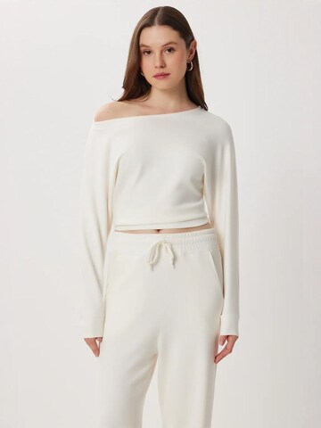 Happiness İstanbul Pantsuit in Beige