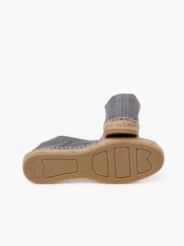 Scarpa bassa di Pisamonas in grigio