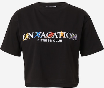 On Vacation Club Shirt in Black: front