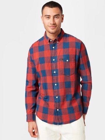 Lee Comfort fit Button Up Shirt in Red: front