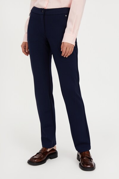 Finn Flare Jerseyhose in dunkelblau, Modelansicht