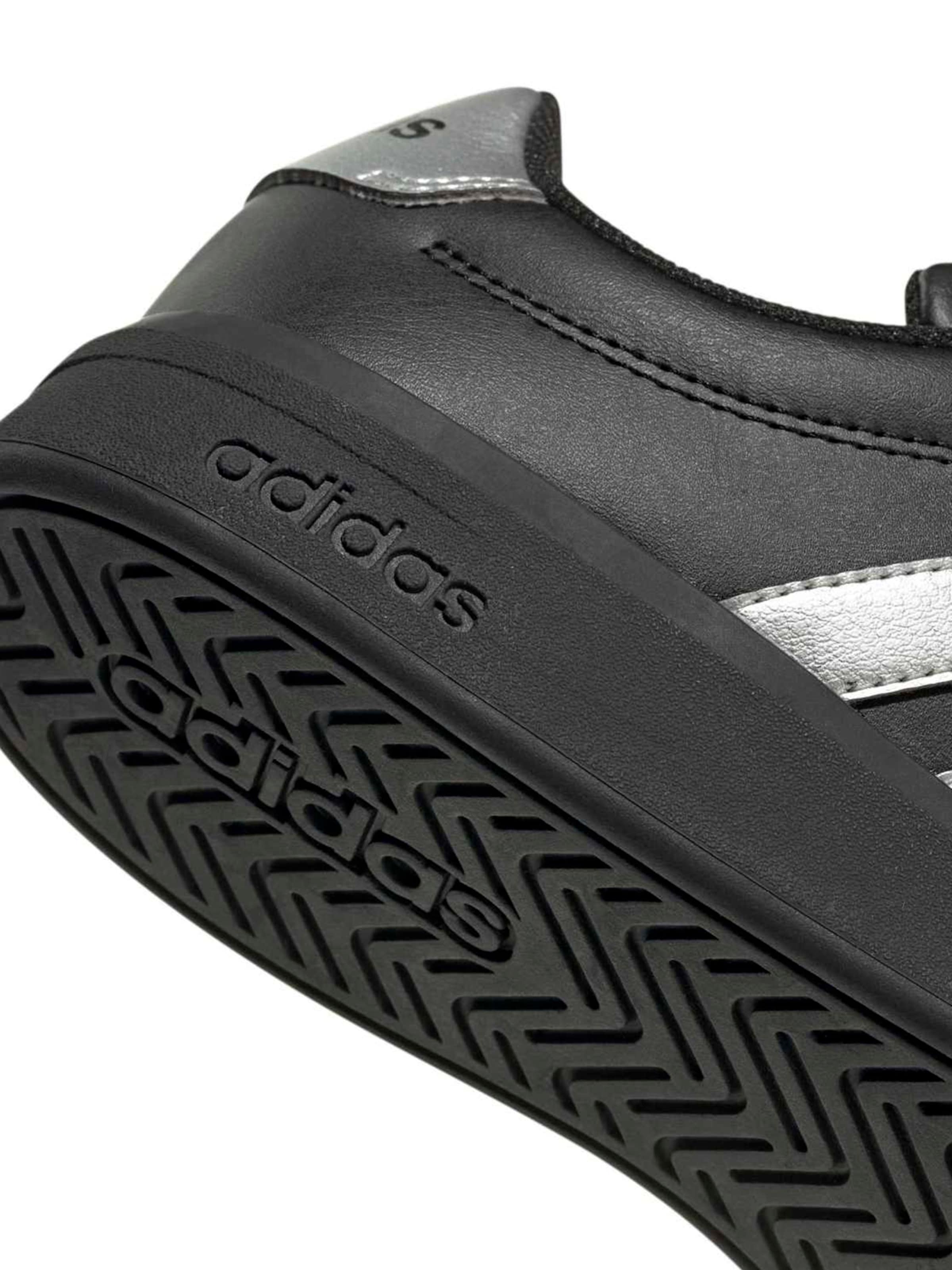 ADIDAS SPORTSWEAR Sneakersy 'GRAND COURT 3.0' w kolorze czarny