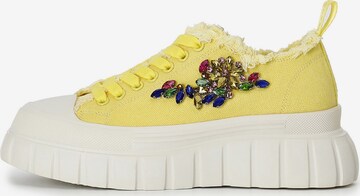 Sneaker bassa di CAFè NOIR in giallo: frontale