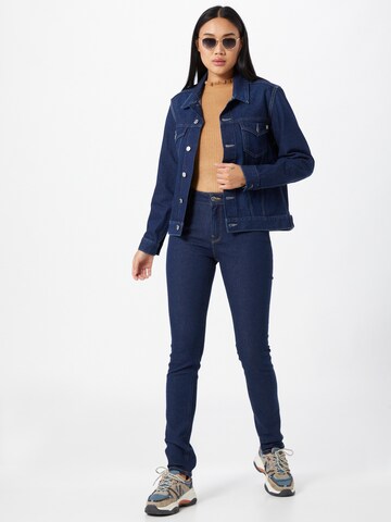 MUD Jeans Tussenjas 'Tyler' in Blauw