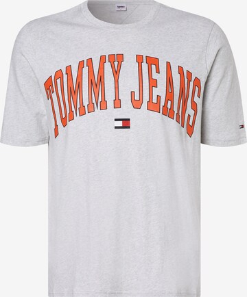 Tommy Jeans Plus Shirt in Grey: front
