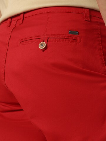 bugatti Regular Chino Pants in Red