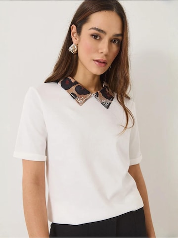 Maglietta di Bianco Lucci in bianco