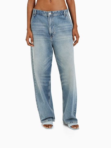 Bershka Wide leg Jeans in Blauw: voorkant