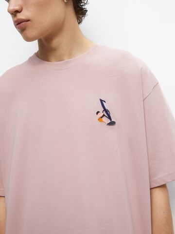 Pull&Bear T-Shirt in Pink