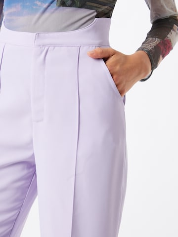 Regular Pantaloni de la Misspap pe mov