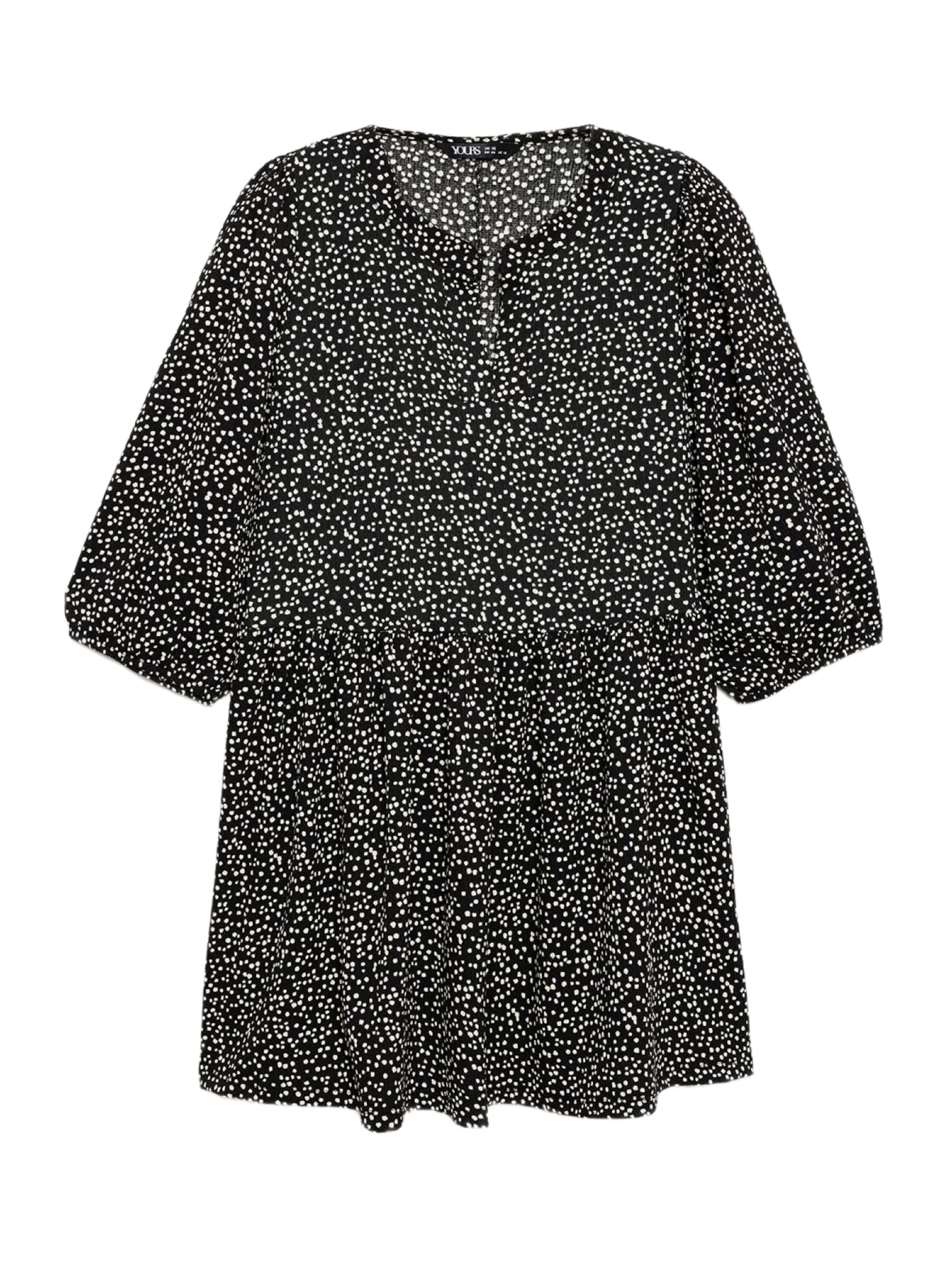 Shape Of You Tunic in Black: front