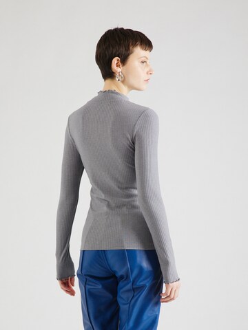 T-shirt QS en gris