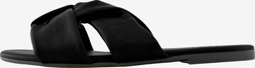 PIECES Mules 'Viki' in Black: front