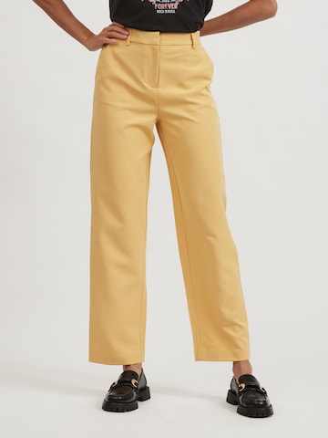 Wide leg Pantaloni 'Britt' di VILA in giallo: frontale