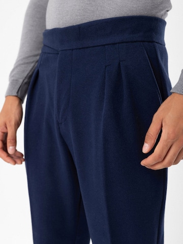 Antioch Regular Bundfaltenhose in Blau