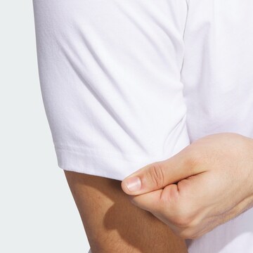 ADIDAS PERFORMANCE - Camiseta funcional 'Hoops' en blanco