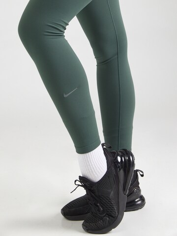 NIKE Skinny Sportsbukser 'ONE' i grøn