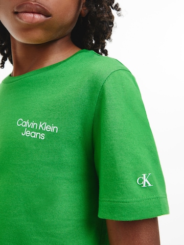 Tricou de la Calvin Klein Jeans pe verde