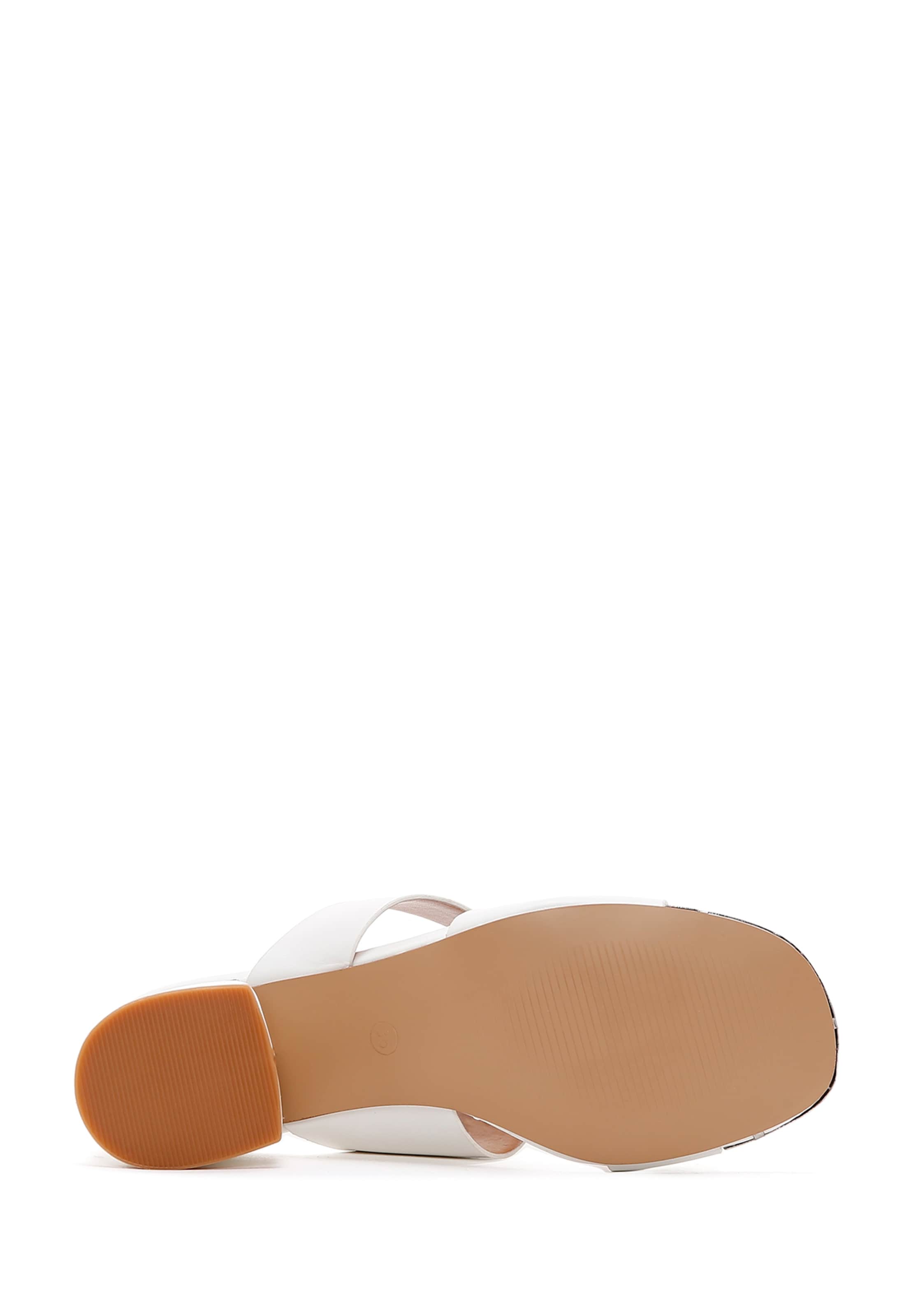 Zoccoletto di Derimod in bianco