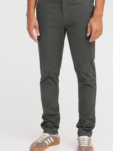 Regular Pantalon chino 'Perrini' BLEND en gris