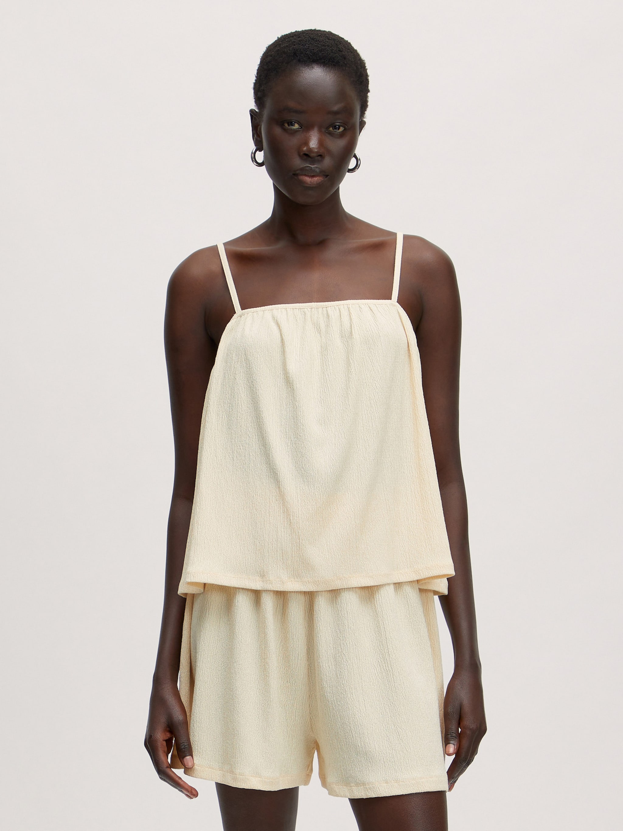 EDITED Producten Top 'Noema' Beige