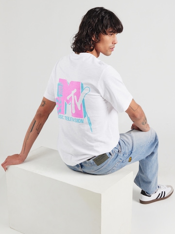 JACK & JONES Футболка 'JJMTV' в Белый: спереди