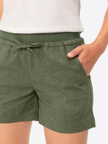 VAUDE Regular Outdoor Pants in Green