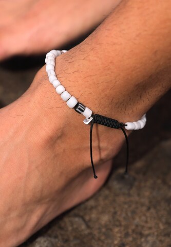 KUZZOI Bracelet in Silver: front