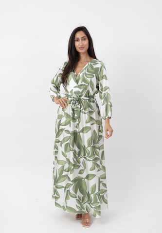 Abito di Elara in verde: frontale