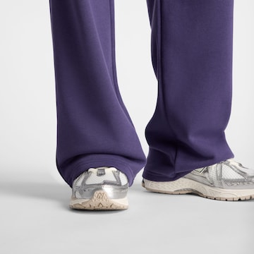 new balance - Pierna ancha Pantalón en lila
