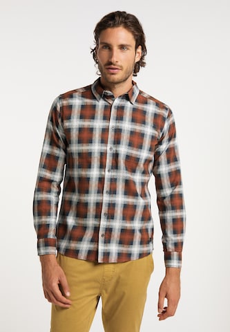 DreiMaster Vintage Regular fit Button Up Shirt in Brown: front