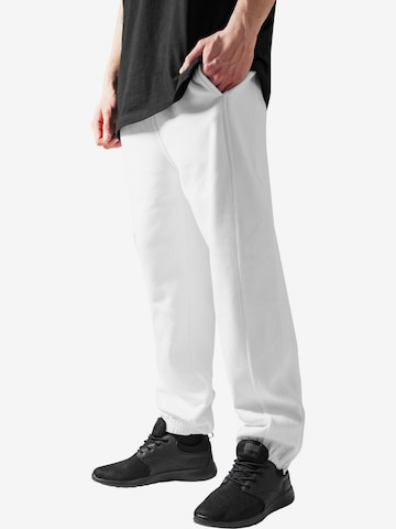 Urban Classics Дънки Tapered Leg Панталон в бяло