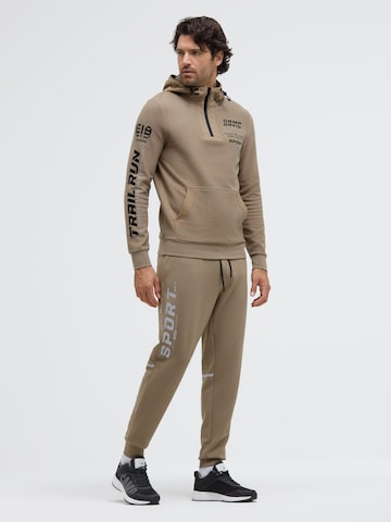 CAMP DAVID Tapered Pants in Beige