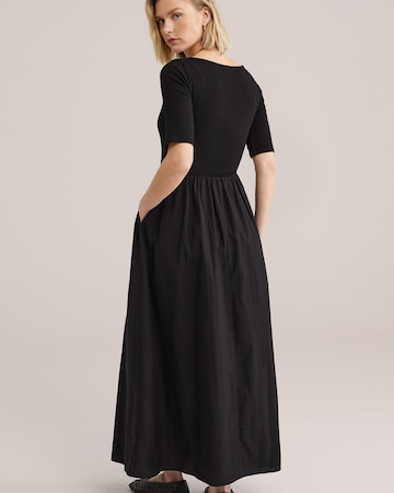 WE Fashion Kleid in Schwarz
