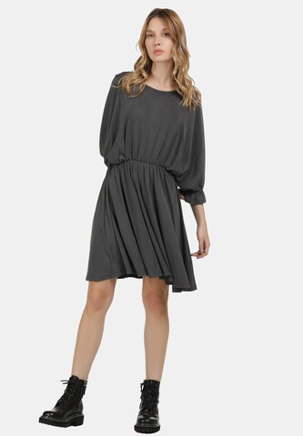 Rochie de la DreiMaster Vintage pe gri