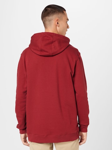 VANS Regular Fit Sweatshirt 'Classic II' in Rot