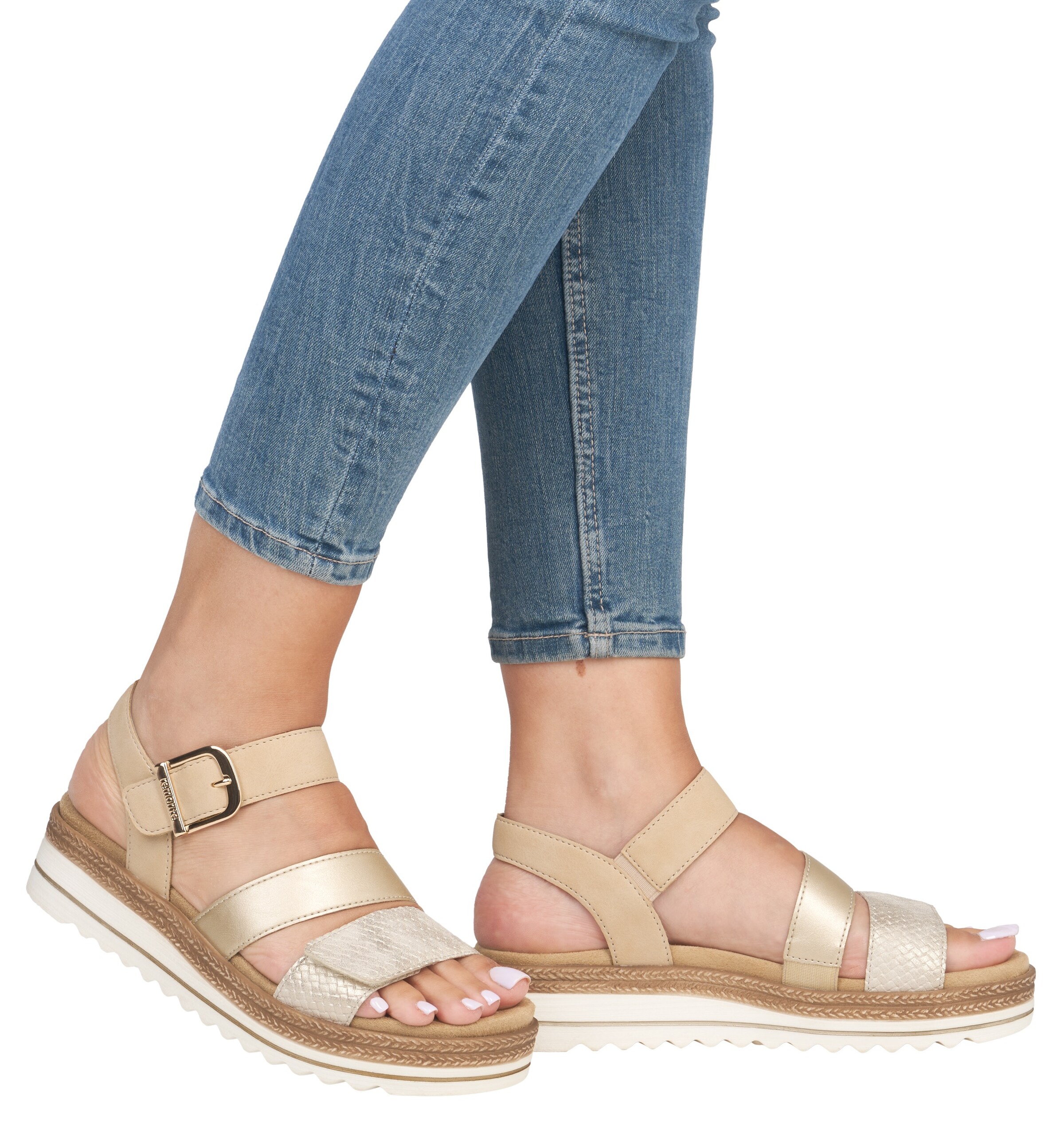REMONTE Sandals in Beige