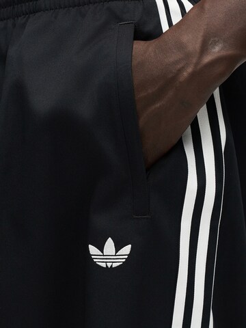 ADIDAS ORIGINALS Loosefit Παντελόνι σε μαύρο