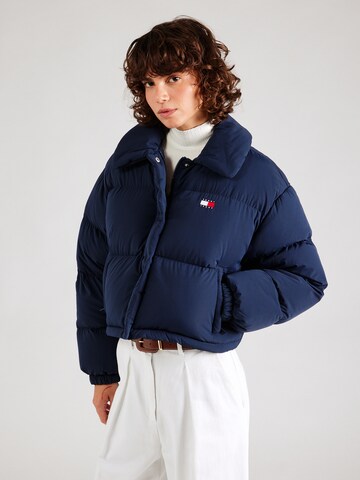 Tommy Jeans Зимняя куртка в Синий: спереди