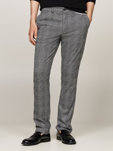 TOMMY HILFIGER Regular Trousers in Grey: front